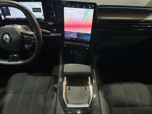 Renault Austral E-Tech hybrid 200 Techno - Photo 14