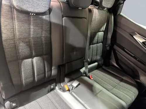 Renault Austral E-Tech hybrid 200 Techno - Photo 17