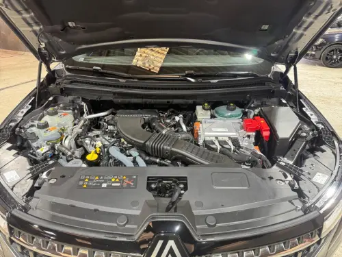 Renault Austral E-Tech hybrid 200 Techno - Photo 19