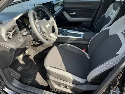 Dacia Bigster Bigster Hybrid 155 Journey - Photo 9