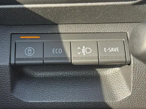 Dacia Bigster Bigster Hybrid 155 Journey - Photo 23