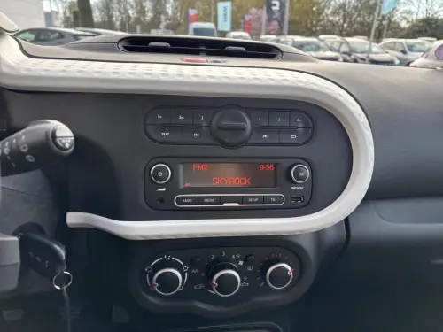 Renault Twingo Twingo III TCe 95 Zen - Photo 19