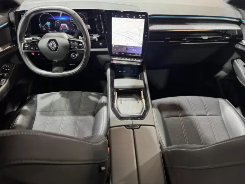 Renault Austral E-Tech hybrid 200 Techno - Photo 11