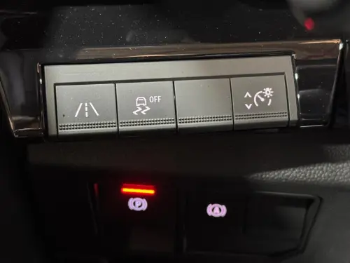 Renault Austral E-Tech hybrid 200 Techno - Photo 22