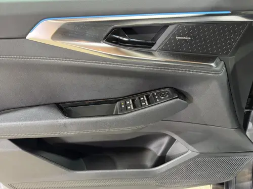 Renault Austral E-Tech hybrid 200 Iconic - Photo 10