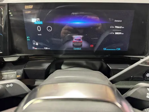 Renault Austral E-Tech hybrid 200 Iconic - Photo 14