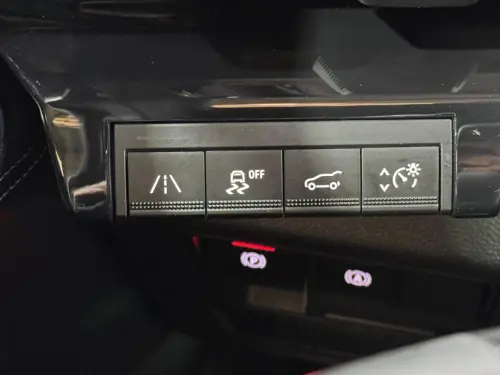 Renault Austral E-Tech hybrid 200 Iconic - Photo 23