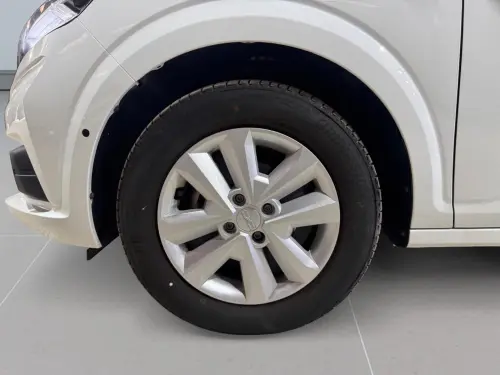 Dacia Sandero TCe 90 Expression - Photo 8