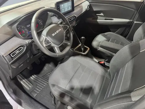 Dacia Sandero TCe 90 Expression - Photo 9