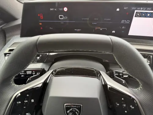 Peugeot 3008 Hybrid 145 e-DCS6 GT - Photo 13