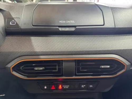 Dacia Sandero ECO-G 100 Stepway Essentiel - Photo 20