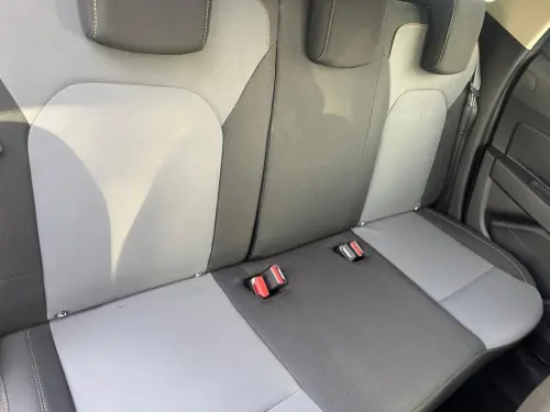 Dacia Duster ECO-G 100 4x2 Extreme - Photo 17