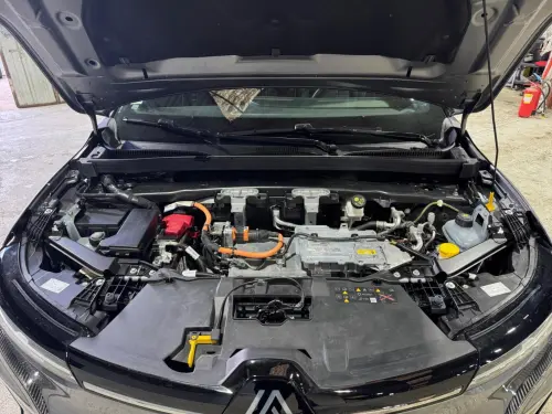 Renault Megane E-Tech Megane E-Tech EV60 220 ch super charge Iconic - Photo 19