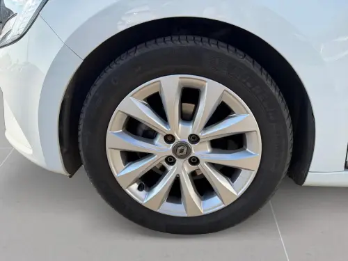 Renault Clio Clio TCe 100 Zen - Photo 8