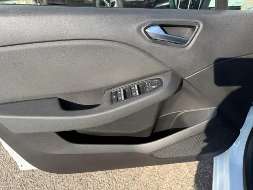 Renault Clio Clio TCe 100 Zen - Photo 10