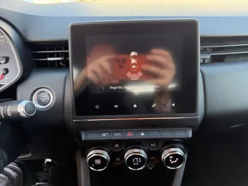 Renault Clio Clio TCe 100 Zen - Photo 20