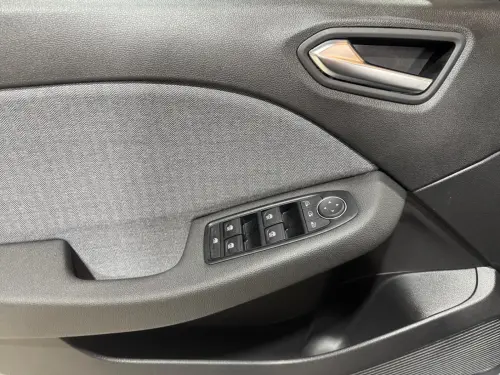 Renault Clio Clio TCe 90 ch GSR2 Techno - Photo 10