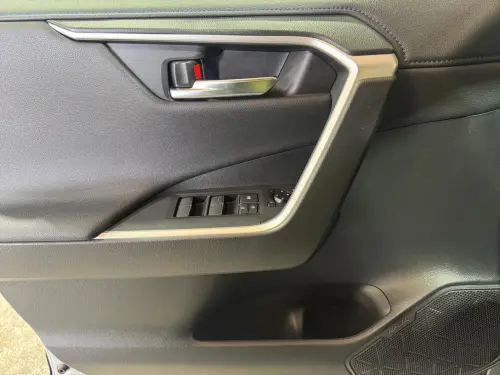 Toyota RAV4 RAV4 Hybride 222 ch AWD-i Collection - Photo 10