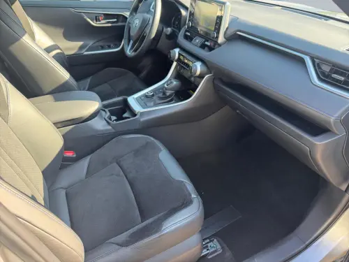 Toyota RAV4 RAV4 Hybride 222 ch AWD-i Collection - Photo 16