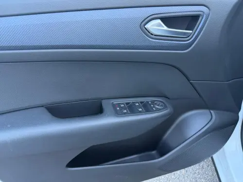 Renault Arkana E-Tech 145 Zen - Photo 10