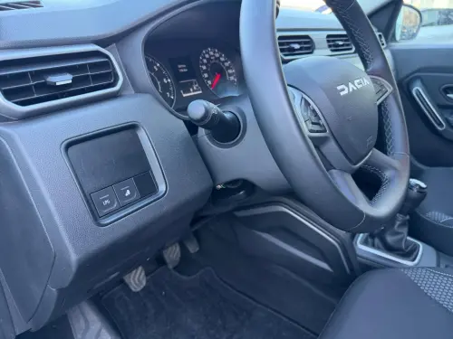 Dacia Duster ECO-G 100 4x2 Journey - Photo 23