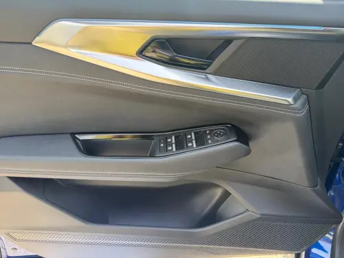Renault Austral E-TECH FULL HYBRID 200 ICONIC - Photo 10