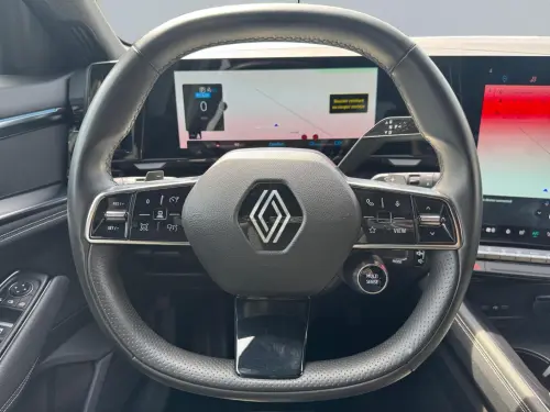 Renault Austral E-TECH FULL HYBRID 200 ICONIC - Photo 12