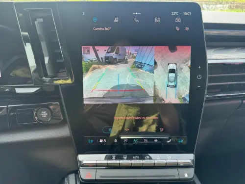 Renault Austral E-TECH FULL HYBRID 200 ICONIC - Photo 20