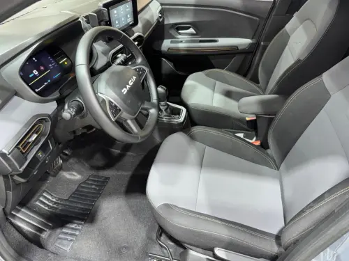 Dacia Jogger HYBRID 140-7 PLACES-24 EXTREME - Photo 9
