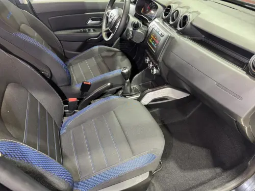 Dacia Duster TCE 130 15 ANS - Photo 16