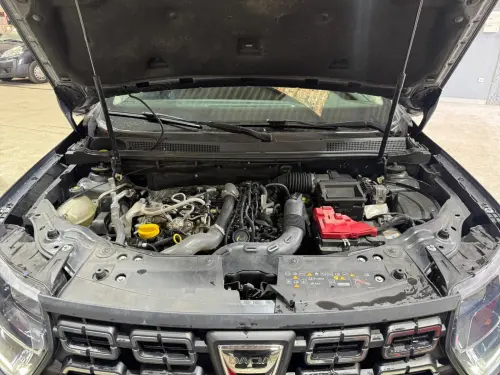 Dacia Duster TCE 130 15 ANS - Photo 19