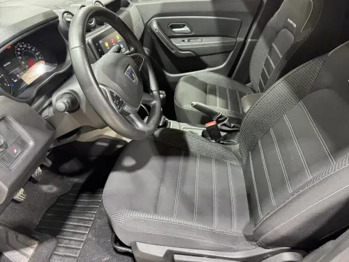 Dacia Duster TCe 130 4x2 Journey - Photo 9