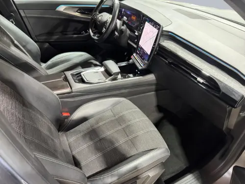 Renault Austral E-Tech hybrid 200 Techno - Photo 16