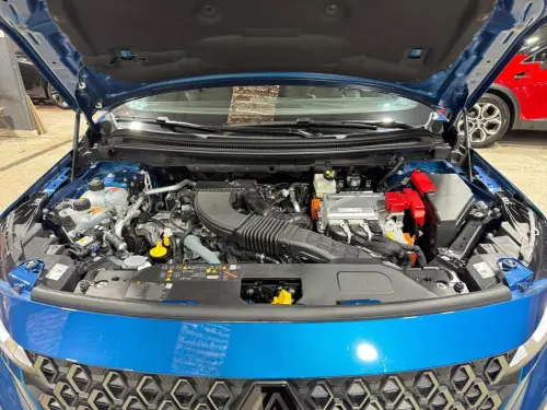 Renault Austral E-TECH FULL HYBRID 200 CH ESPRIT ALPINE - Photo 19