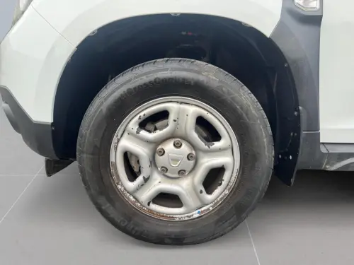 Dacia Duster Blue dCi 115 4x4 Confort - Photo 8