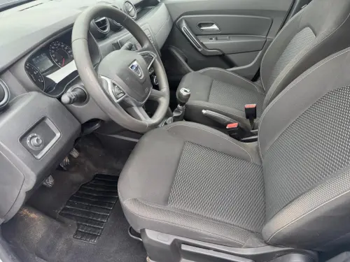 Dacia Duster Blue dCi 115 4x4 Confort - Photo 9