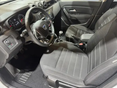 Dacia Duster ECO-G 100 4X2 PRESTIGE - Photo 9