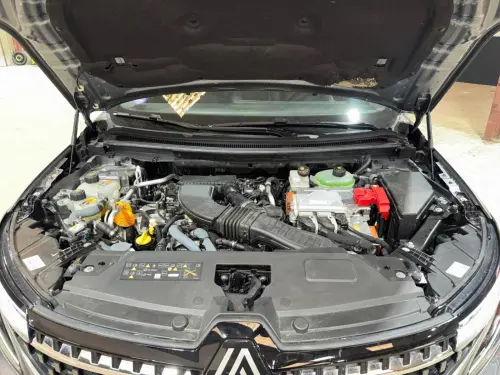 Renault Austral E-Tech hybrid 200 Iconic - Photo 19