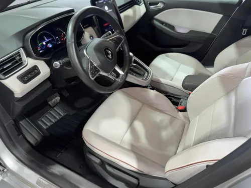 Renault Clio Clio E-Tech 140 - 21N Initiale Paris - Photo 9