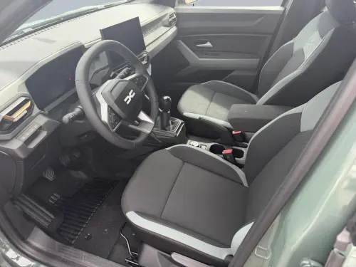 Dacia Duster Mild Hybrid 130 4x4 Extreme - Photo 9