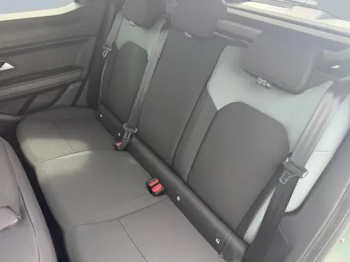 Dacia Duster Mild Hybrid 130 4x4 Extreme - Photo 15