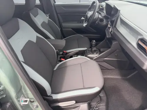 Dacia Duster Mild Hybrid 130 4x4 Extreme - Photo 16