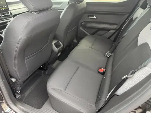 Dacia Duster Mild Hybrid 130 4x4 Journey - Photo 24