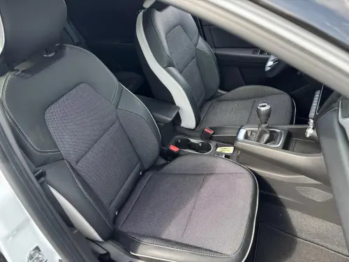 Renault Captur mild hybrid 140 Techno fast track - Photo 16