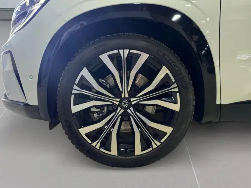 Renault Austral E-Tech hybrid 200 Iconic - Photo 8