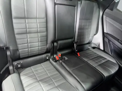 Renault Austral E-Tech hybrid 200 Iconic - Photo 17