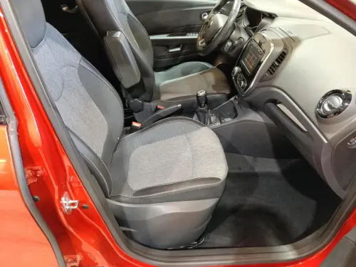 Renault Captur TCe 90 Intens - Photo 16