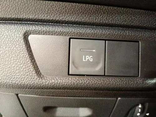 Dacia Sandero ECO-G 100 Stepway Expression - Photo 23
