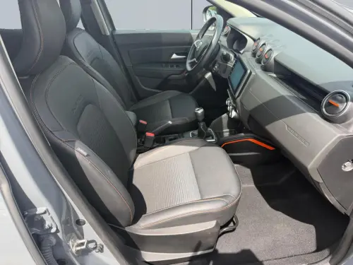 Dacia Duster ECO-G 100 4x2 SL Extreme - Photo 16