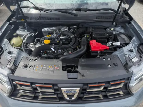 Dacia Duster ECO-G 100 4x2 SL Extreme - Photo 19